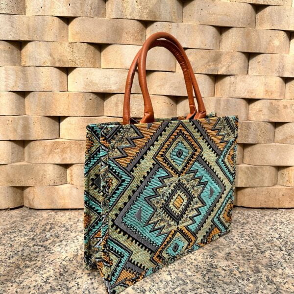 Collection des Sacs Aztec