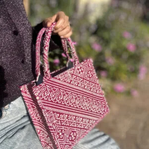 La collection de mini sacs Benchrif