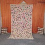 Tapis Marocain en Laine Beni Ouarain Fait Main – Tapis Berbère Vintage pour Intérieurs Modernes