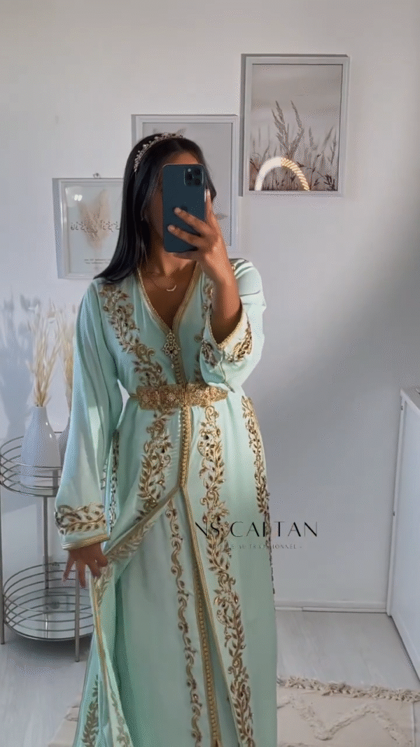 Caftan Marocain Doré – Élégance & Tradition - Image 4