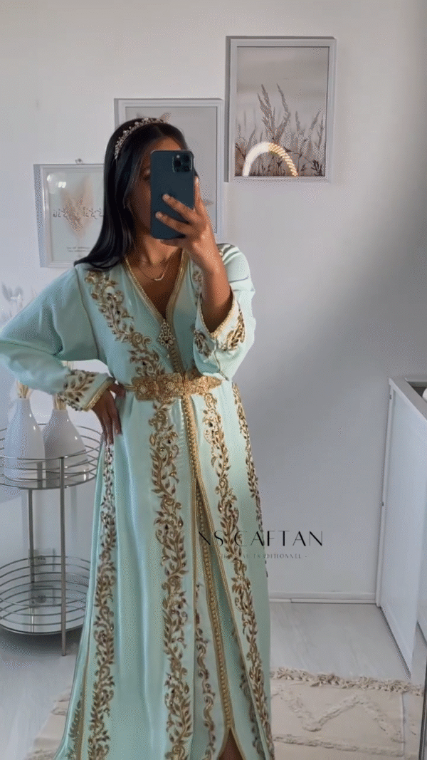 Caftan Marocain Doré – Élégance & Tradition - Image 3