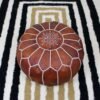 Pouf Marocain en Cuir Naturel – Fait Main à Marrakech – Marron – Décoration Authentique